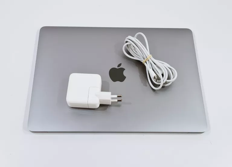 LAPTOP MACBOOK AIR 13,3'' A1932 8GB 256GB