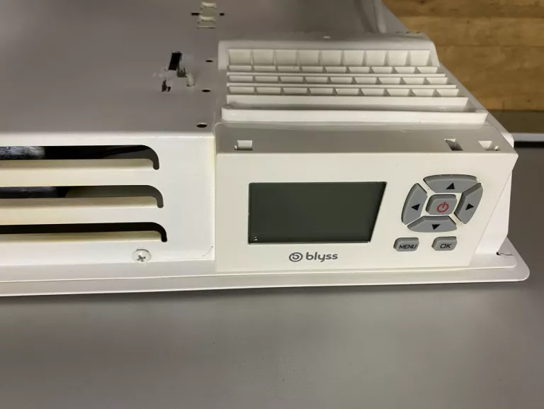 grzejnik-konwektorowy-blyss-1000-w-bialy-ne10ft-moc-grzewcza-1000