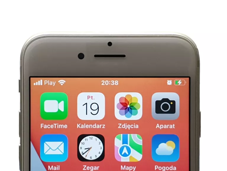 TELEFON APPLE IPHONE 7 128GB SILVER BATERIA 85%