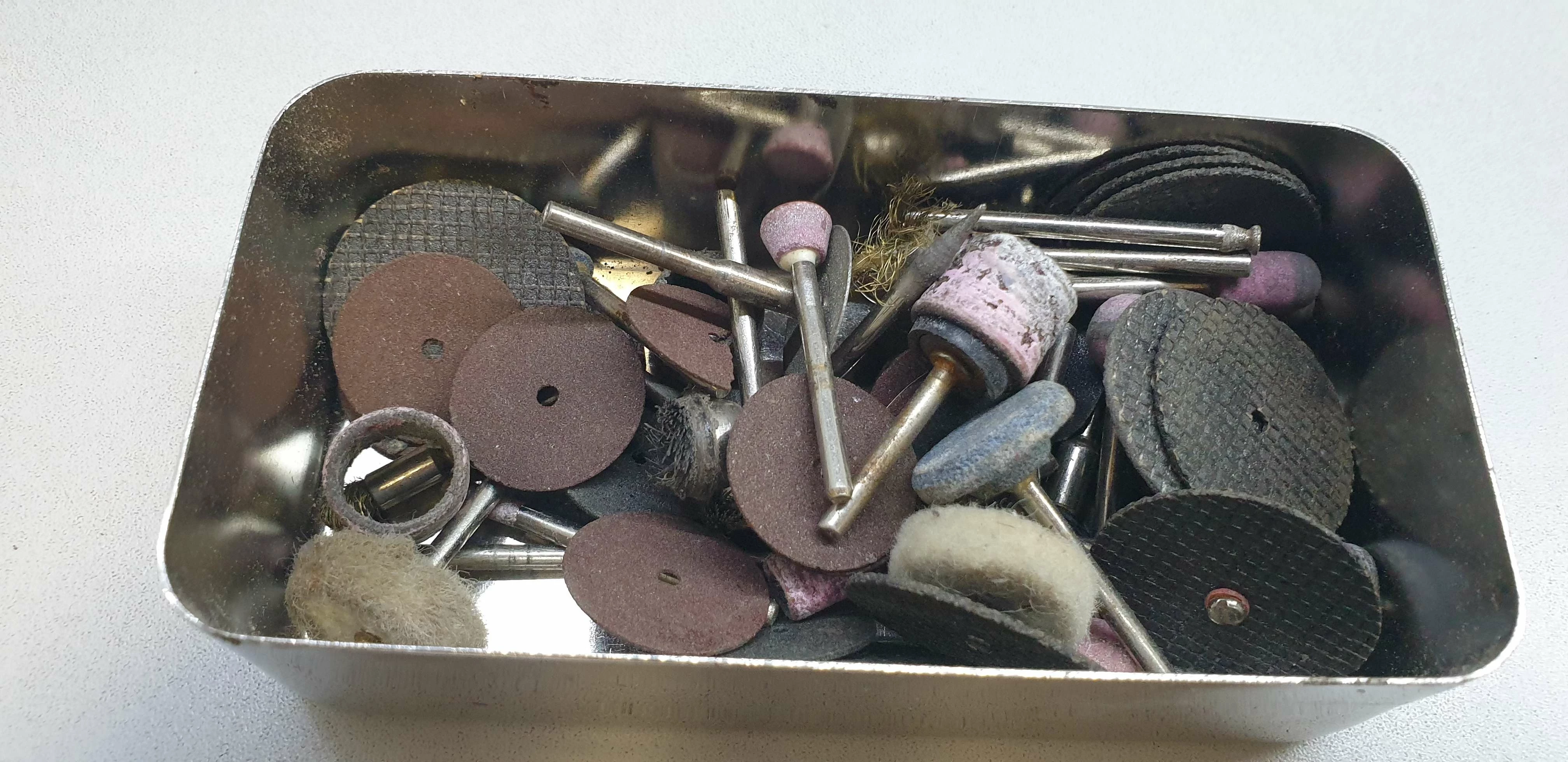 sthor-78128-mini-szlifierka-12v-komplet-stan-uzywany