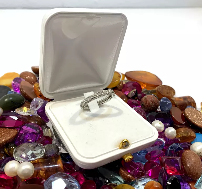 zloty-pierscionek-diamenty-1ct-144-kamienie-bialy-marka-226434-315782