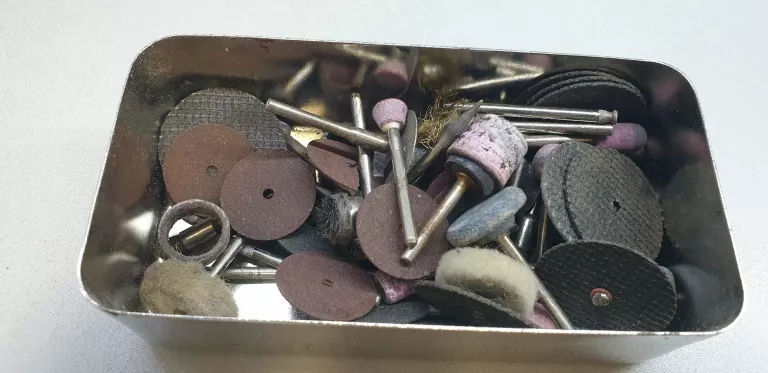 sthor-78128-mini-szlifierka-12v-komplet-stan-uzywany