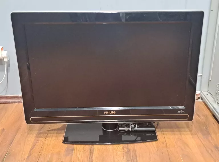 TELEWIZOR  PHILIPS 32PFL7962D