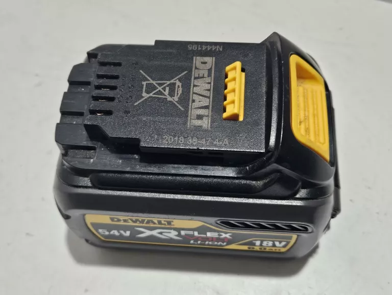 AKUMULATOR DEWALT FLEXVOLT 18V 54V 6AH DCB546