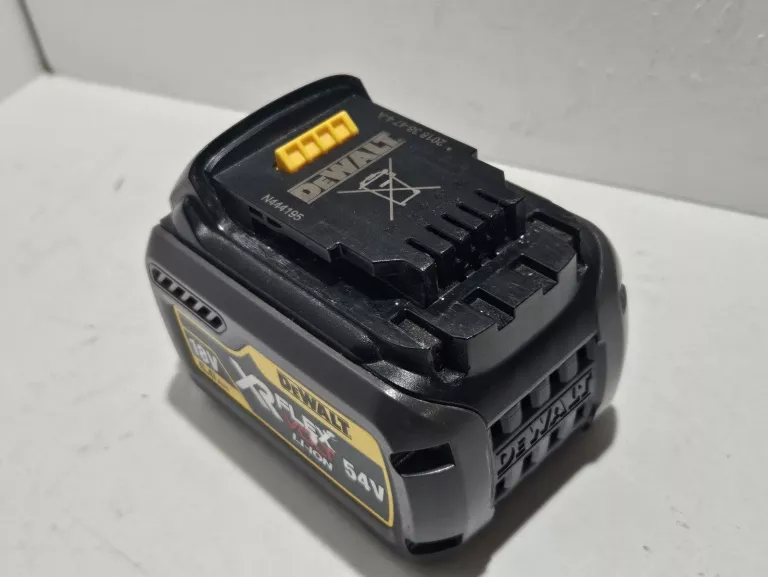 AKUMULATOR DEWALT FLEXVOLT 18V 54V 6AH DCB546