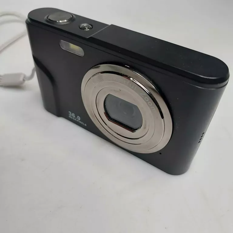 APARAT FOTOGRAFICZNY DIGITAL CAMERA