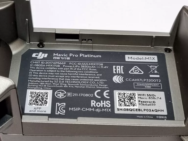 uszkodzony-dron-dji-mavic-pro-platinum-combo-product-id-2692731e-904a-4eef-9fd6-b40de945de5a