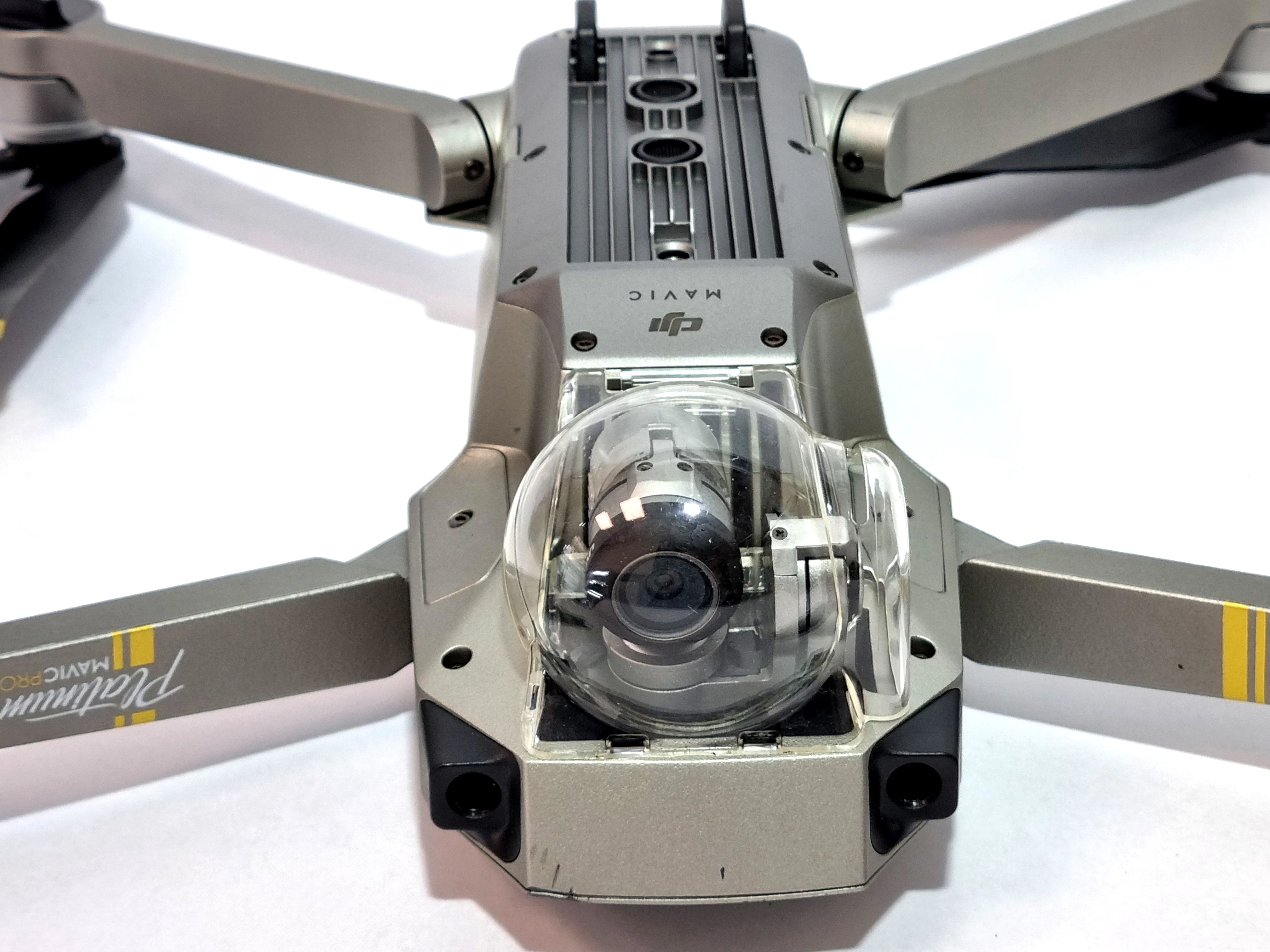 uszkodzony-dron-dji-mavic-pro-platinum-combo-glogowska-91a-poznan