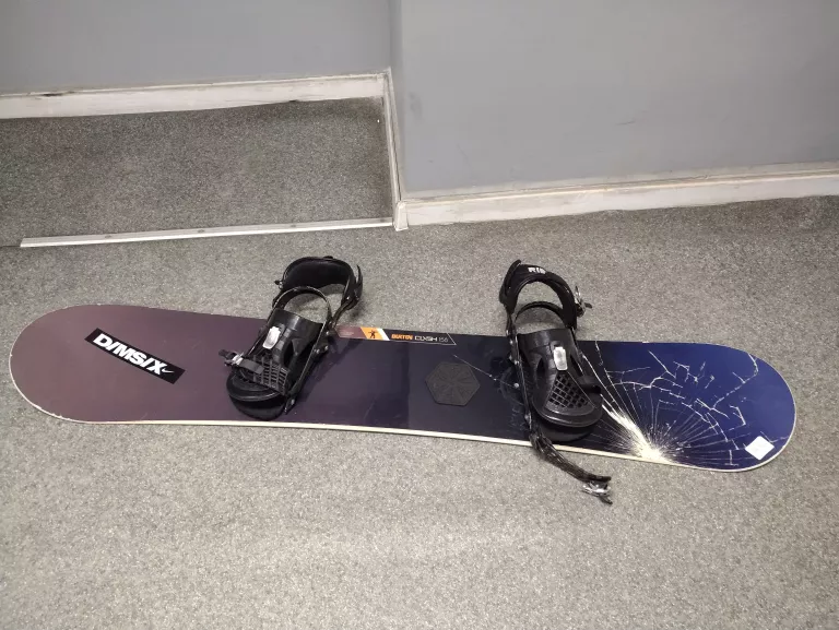 DESKA SNOWBOARDOWA BURTON CLASH 158
