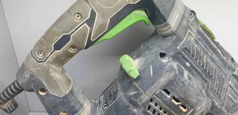 MŁOTOWIERTARKA SDS PLUS NITEO TOOLS 1300W WALIZKA