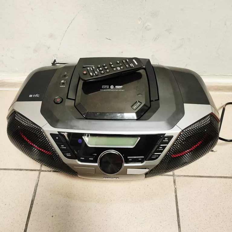 RADIOODTWARZACZ PHILIPS AZ700T/12