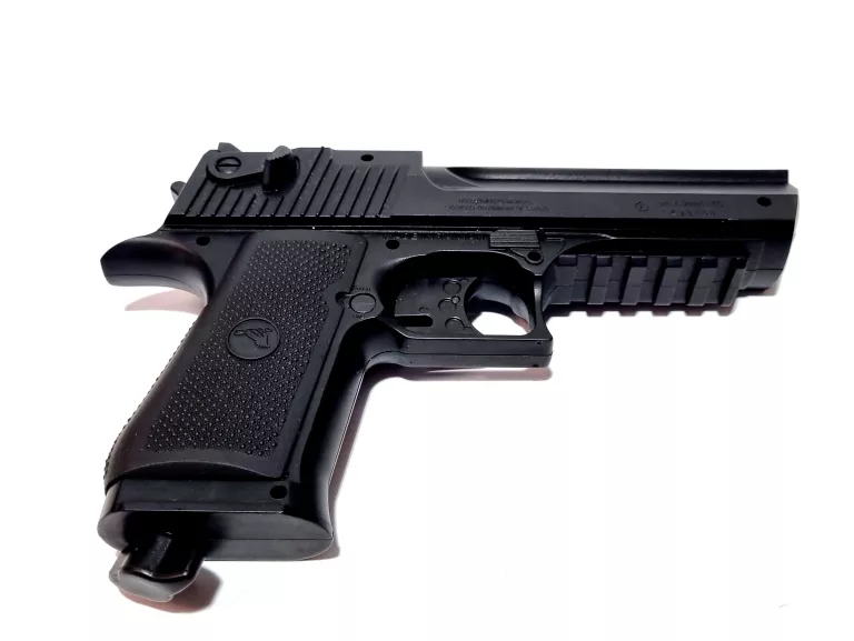 PISTOLET MAGNUM BABY DESERT EAGLE 4.5 MM