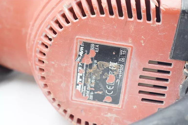 MŁOT WYBURZENIOWY HILTI TE 700-AVR