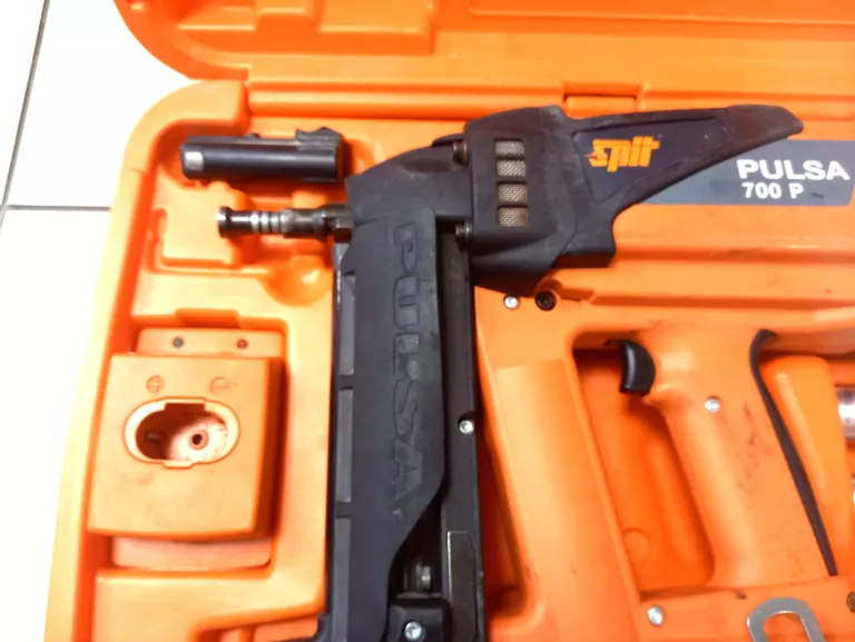 gwozdziarka-osadzak-gazowy-spit-pulsa-700e-opis-maksymalna-dlugosc-gwozdzizszywek-40