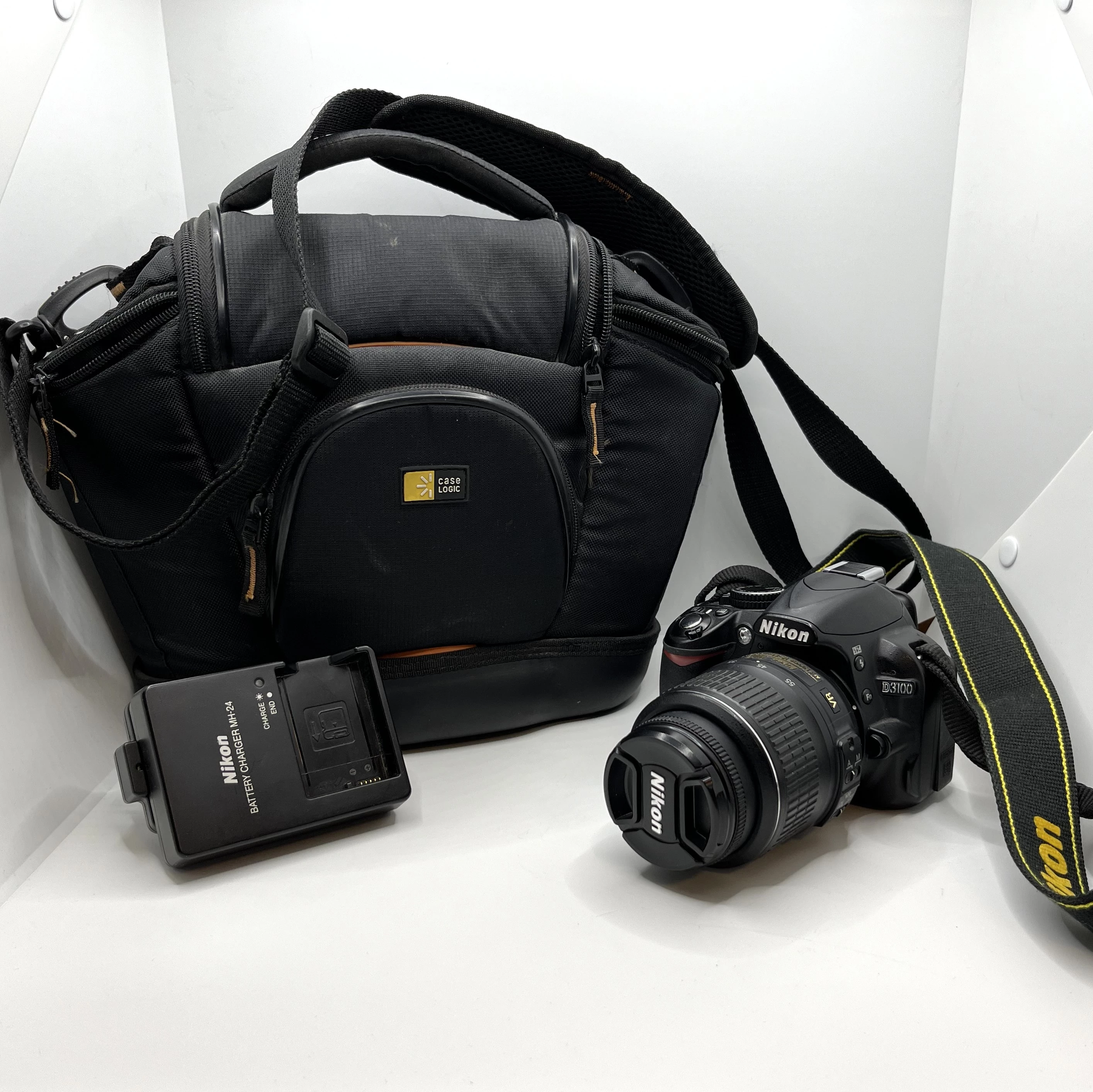 aparat-nikon-d3100-obiektyw-nikkor-dx-18-55mm-plac-kosciuszki-1-tomaszow-mazowiecki