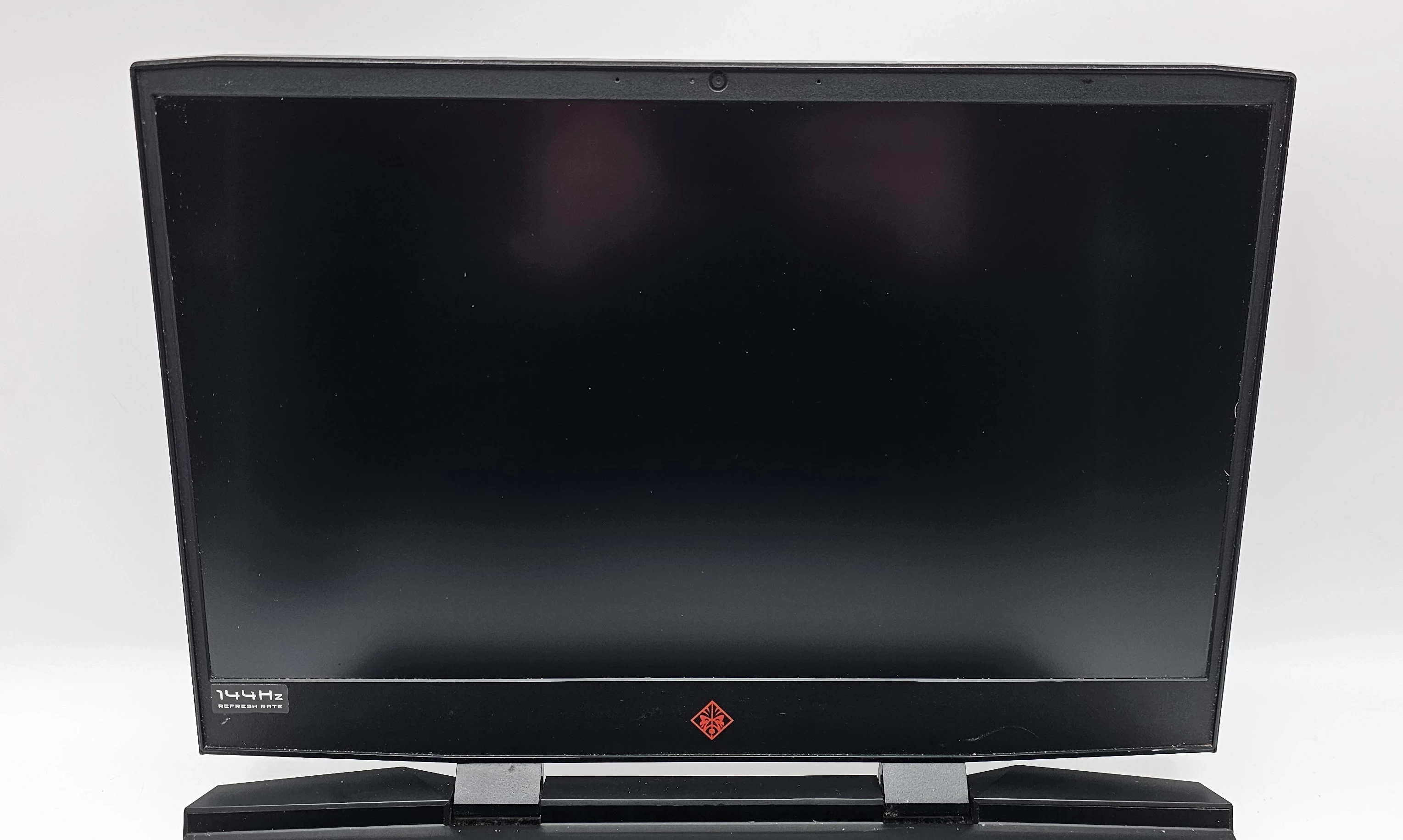 hp-omen-15-i5-9300h-8gb-256gbssd-1-tb-hdd-gtx1650-4gb-win11h-zasilacz-przekatna-ekranu-156