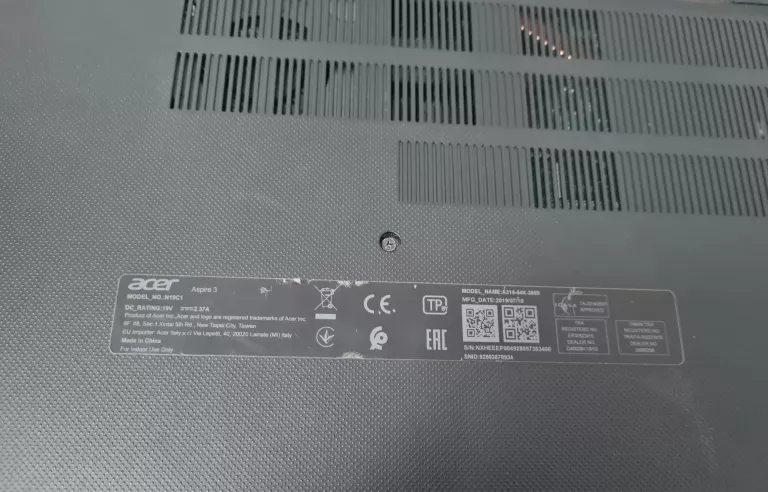 LAPTOP ACER ASPIRE 3 N19C1 I3/250GB/8GB RAM (CZYTAJ OPIS)