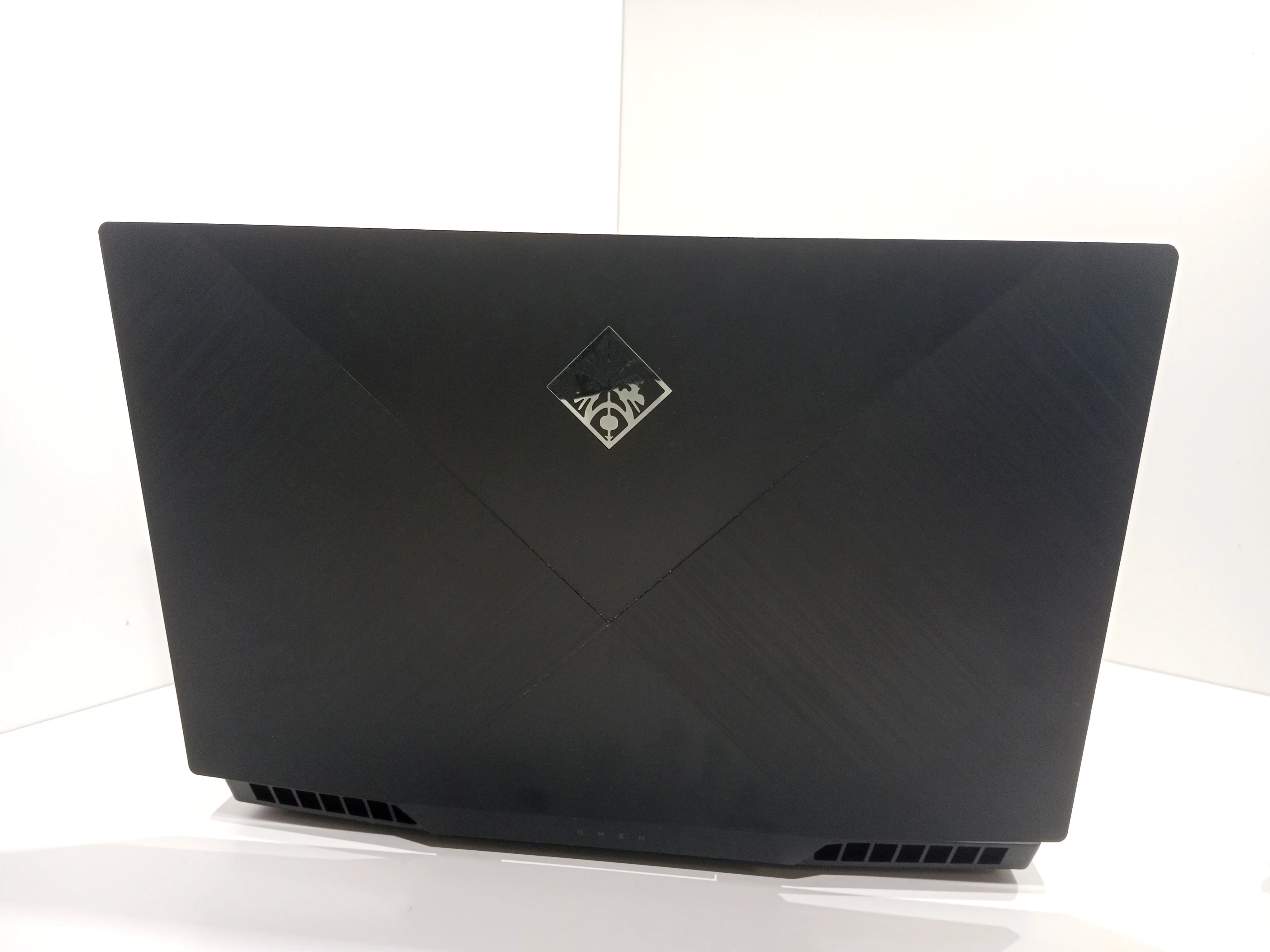 laptop-hp-omen-17-cb0006nw-512gb-16gb-ddr4-rozdzielczosc-px-4474-211457