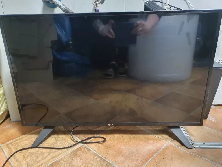 TELEWIZOR LG 32LH500D