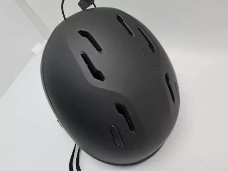 KASK NARCIARSKI UVEX 55-58CM