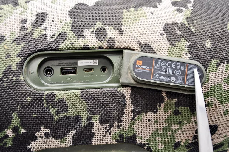 glosnik-mobilny-jbl-boombox-2-moro-bluetooth-zasilanie-akumulatorowo-sieciowe