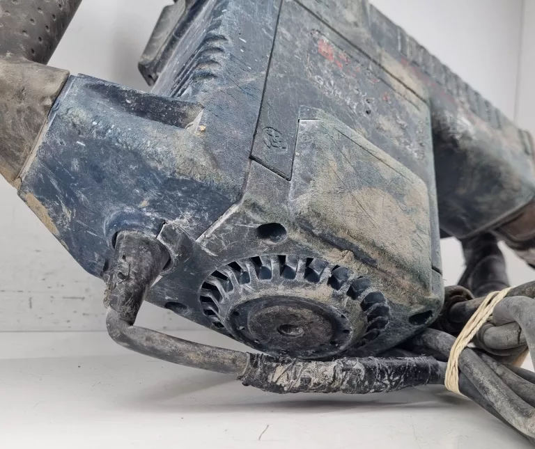 MŁOT BOSCH GSH 11E