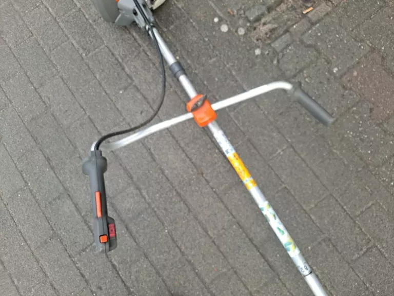 KOSA SPALINOWA HUSQVARNA 135R + PAS
