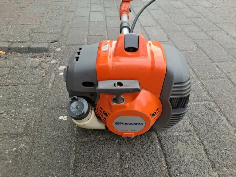 KOSA SPALINOWA HUSQVARNA 135R + PAS