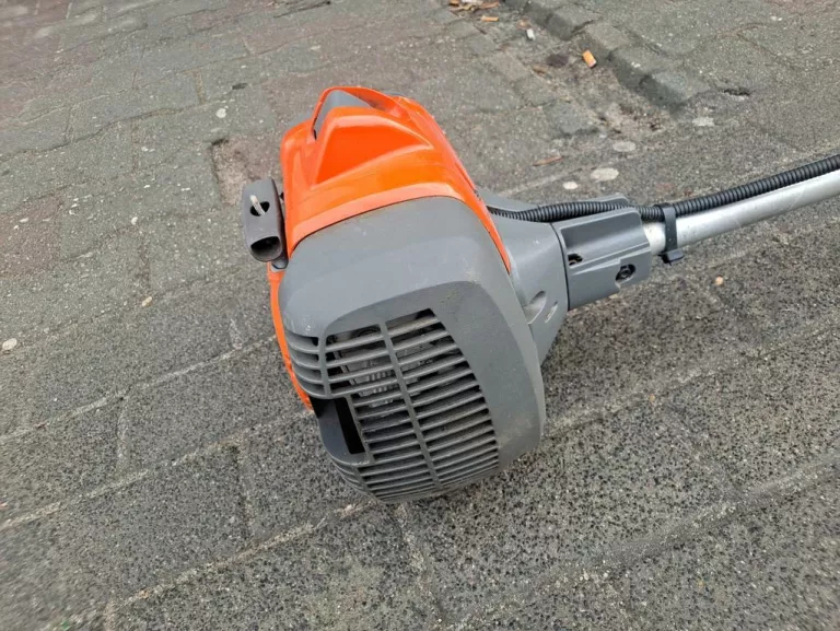 KOSA SPALINOWA HUSQVARNA 135R + PAS