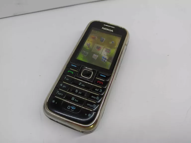 TELEFON NOKIA RM-145 6233