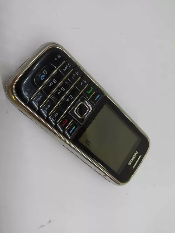 TELEFON NOKIA RM-145 6233
