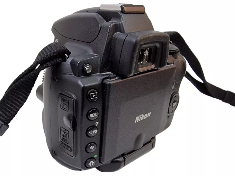 aparat-cyfrowy-nikon-d5000-maly-przebieg-6116-zdjec-bdb-stan-body-kod-producenta-vba240ae