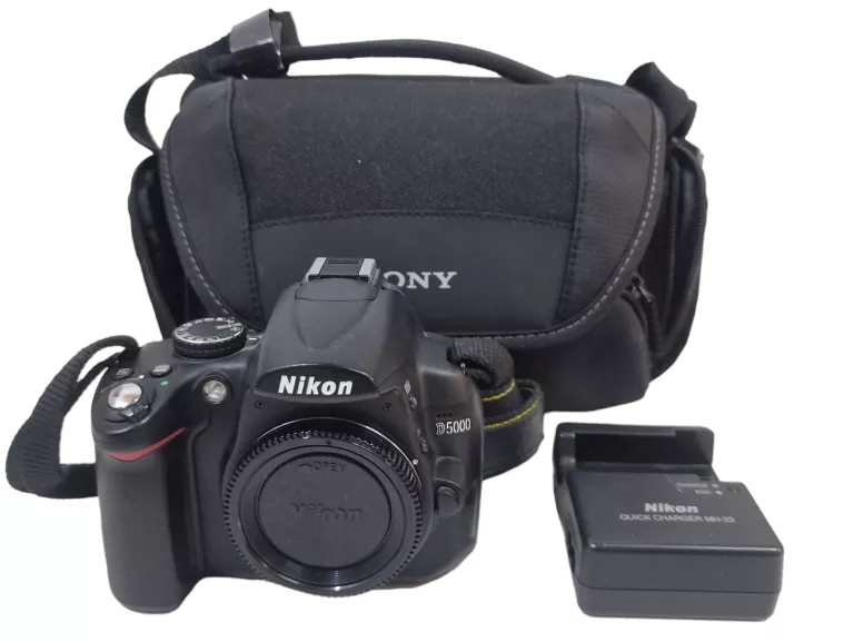 aparat-cyfrowy-nikon-d5000-maly-przebieg-6116-zdjec-bdb-stan-body-mickiewicza-8-lezajsk