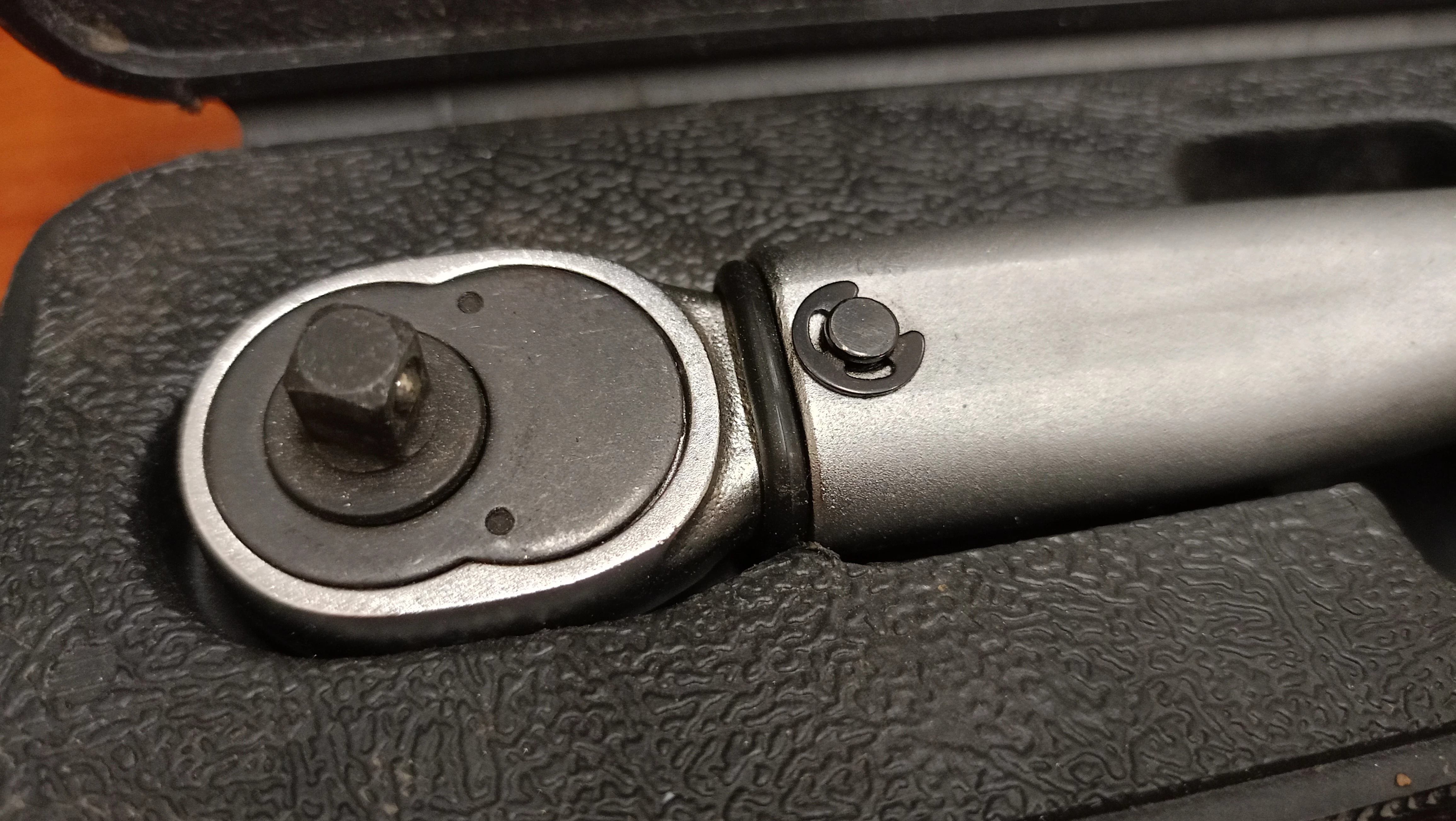 klucz-dynamometryczny-macallister-walizka-stan-uzywany