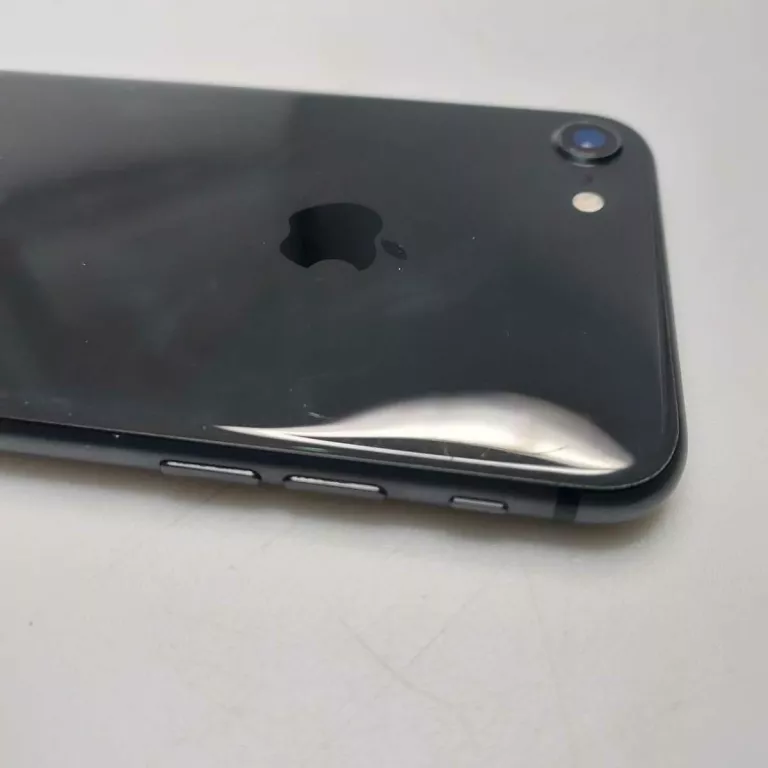 TELEFON IPHONE 8
