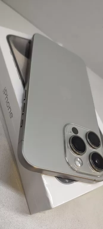 TELEFON IPHONE 15 PRO MAX 256GB