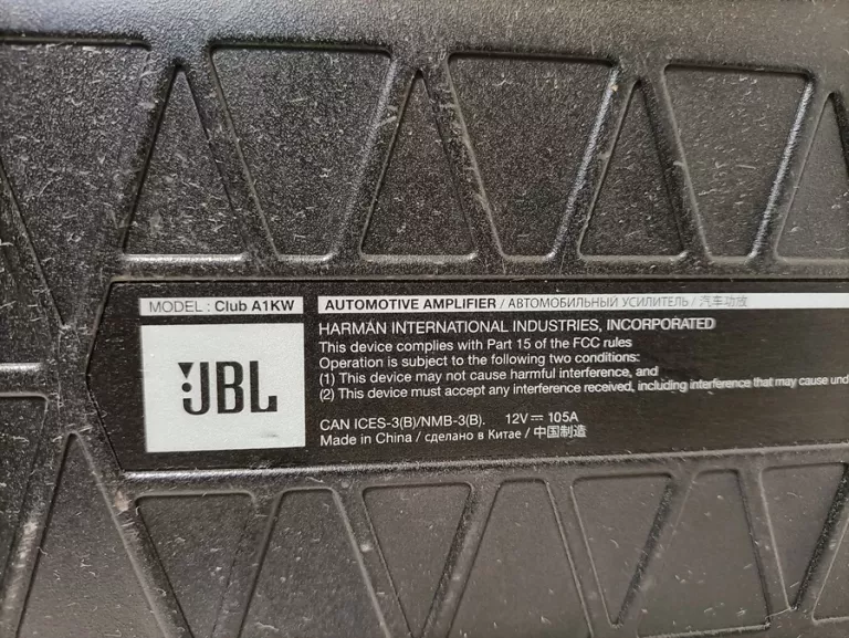 WZMACNIACZ SAMOCHODOWY JBL CLUB A1KW 1000W