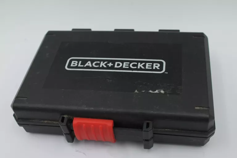 BLACK&DECKER, 33 ELEMENTY KOMPLET Z NASADKAMI