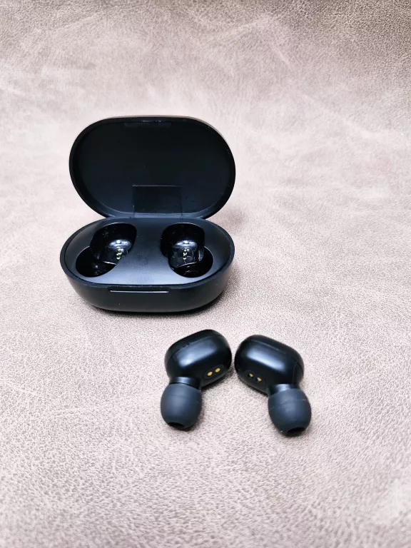 sluchawki-bezprzewodowe-xiaomi-mi-true-wireless-earbuds-basic-stan-11323-2