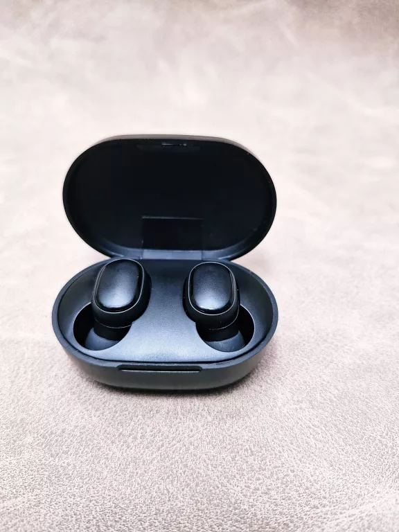 sluchawki-bezprzewodowe-xiaomi-mi-true-wireless-earbuds-basic-rynek-7-grodkow