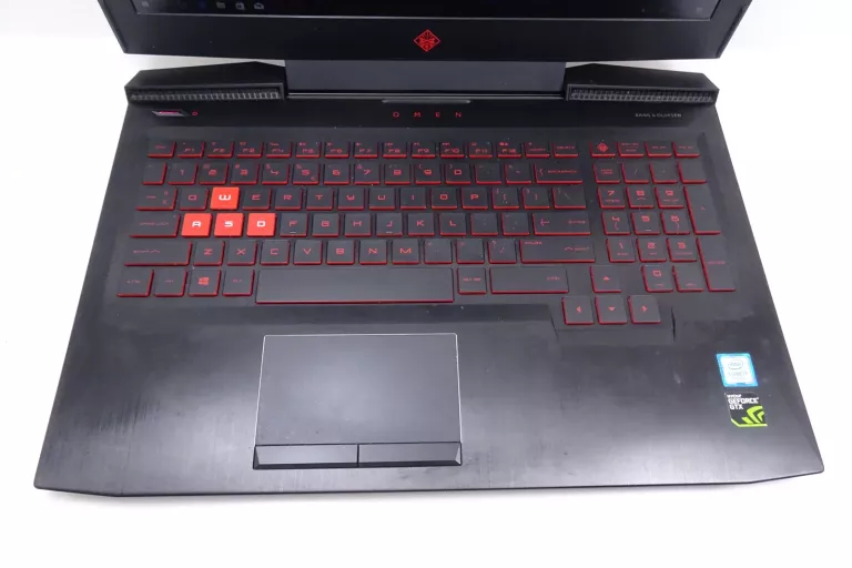 LAPTOP HP OMEN 15  I7-7GEN GTX 1050 8GB RAM 1TB