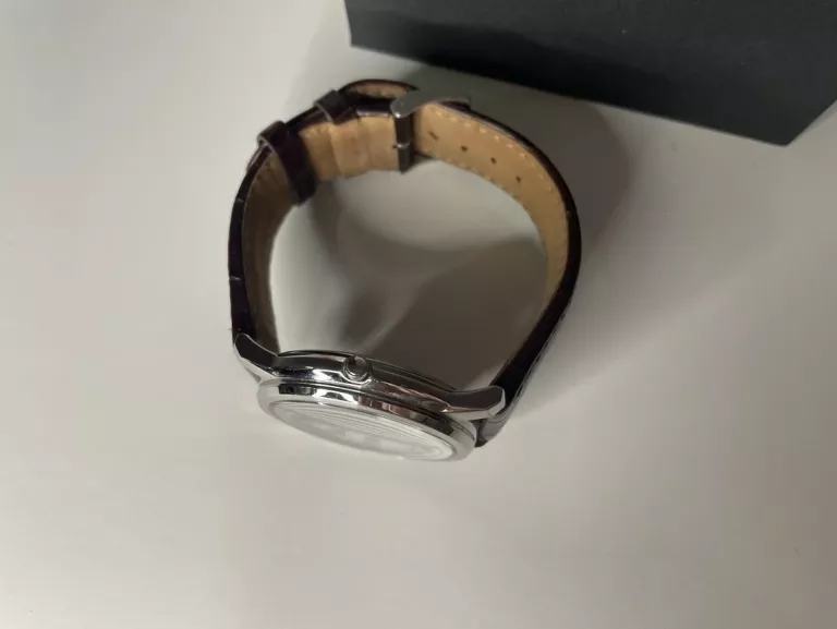 ZEGAREK CITIZEN ECO-DRIVE J810 + PUDEŁKO, CERTYFIKAT