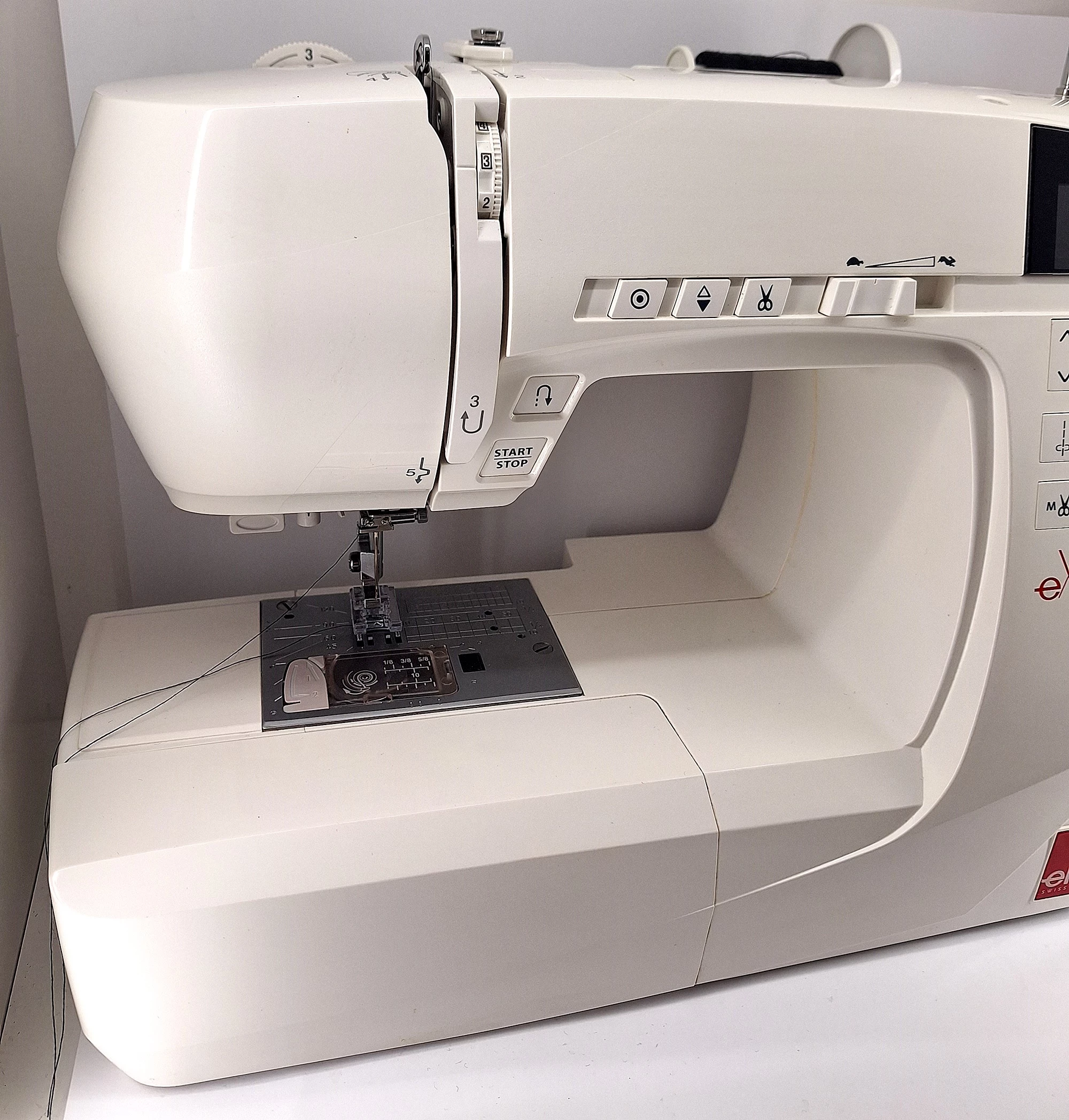 komputerowa-maszyna-do-szycia-elna-570-experience-kod-producenta-elna-570ex