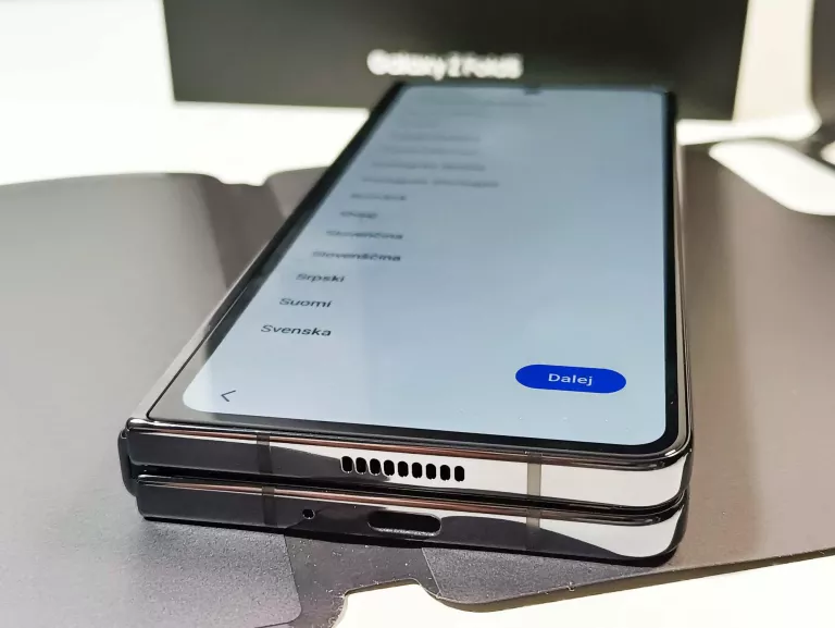 SMARTFON SAMSUNG GALAXY Z FOLD 5 12 /256GB IDEAŁ