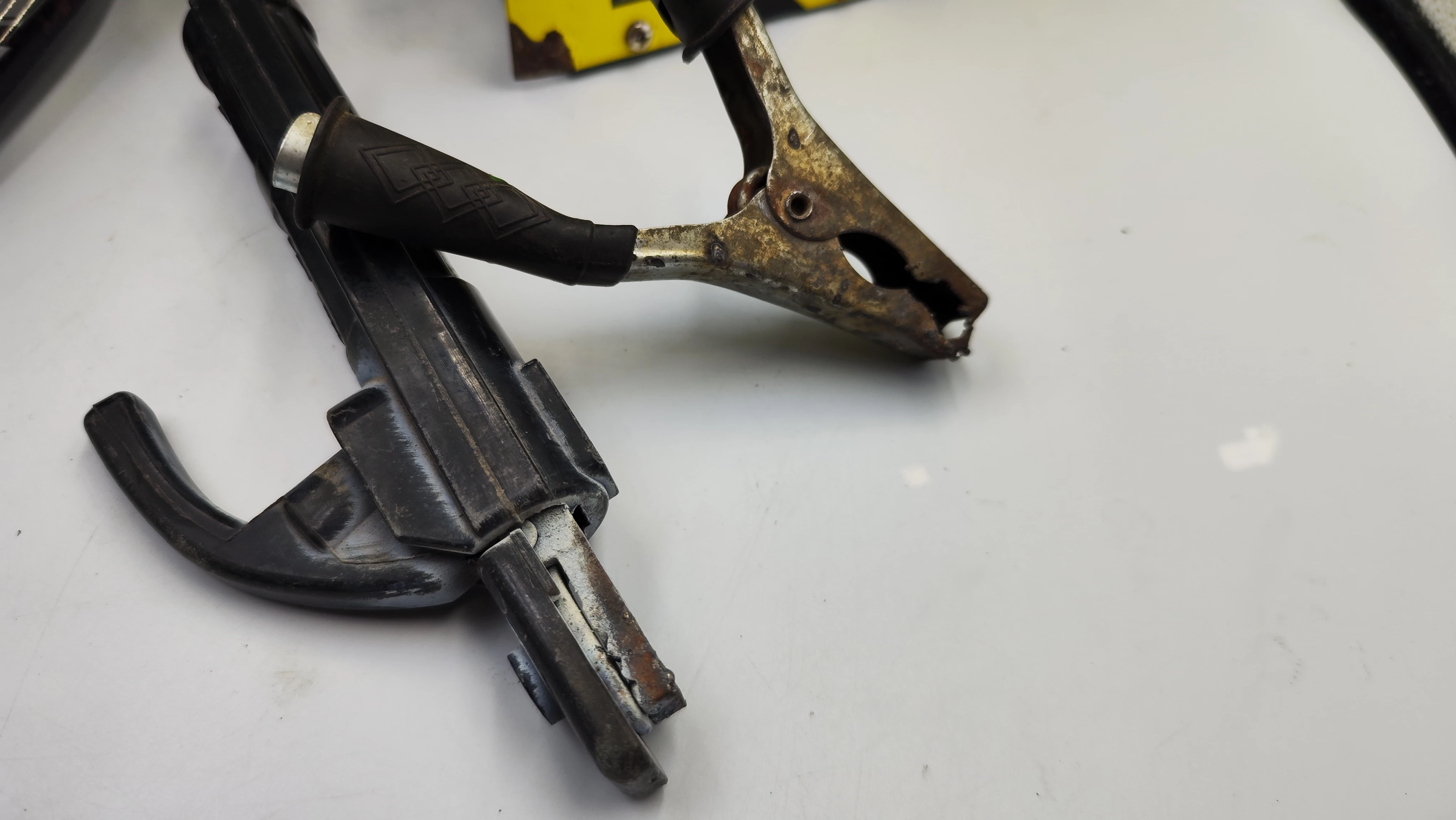 spawarka-kraft-dele-mma-300-maska-spawalnicza-marka-kraftdele