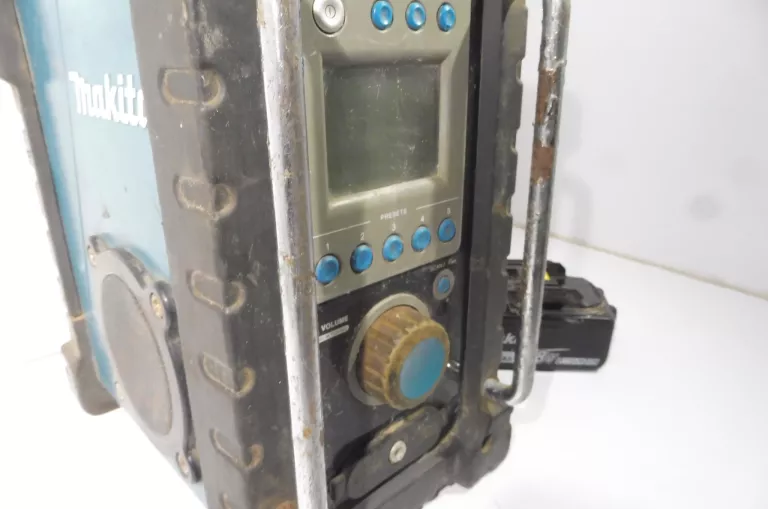 RADIO BUDOWLANE MAKITA BMR100