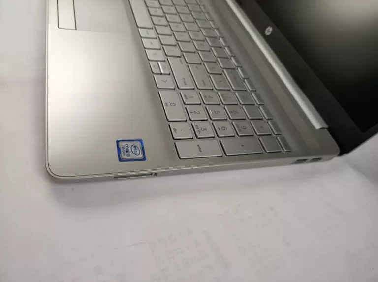 LAPTOP HP 15-DW0013NW, CORE I3 , 256GB SSD, 4GB,