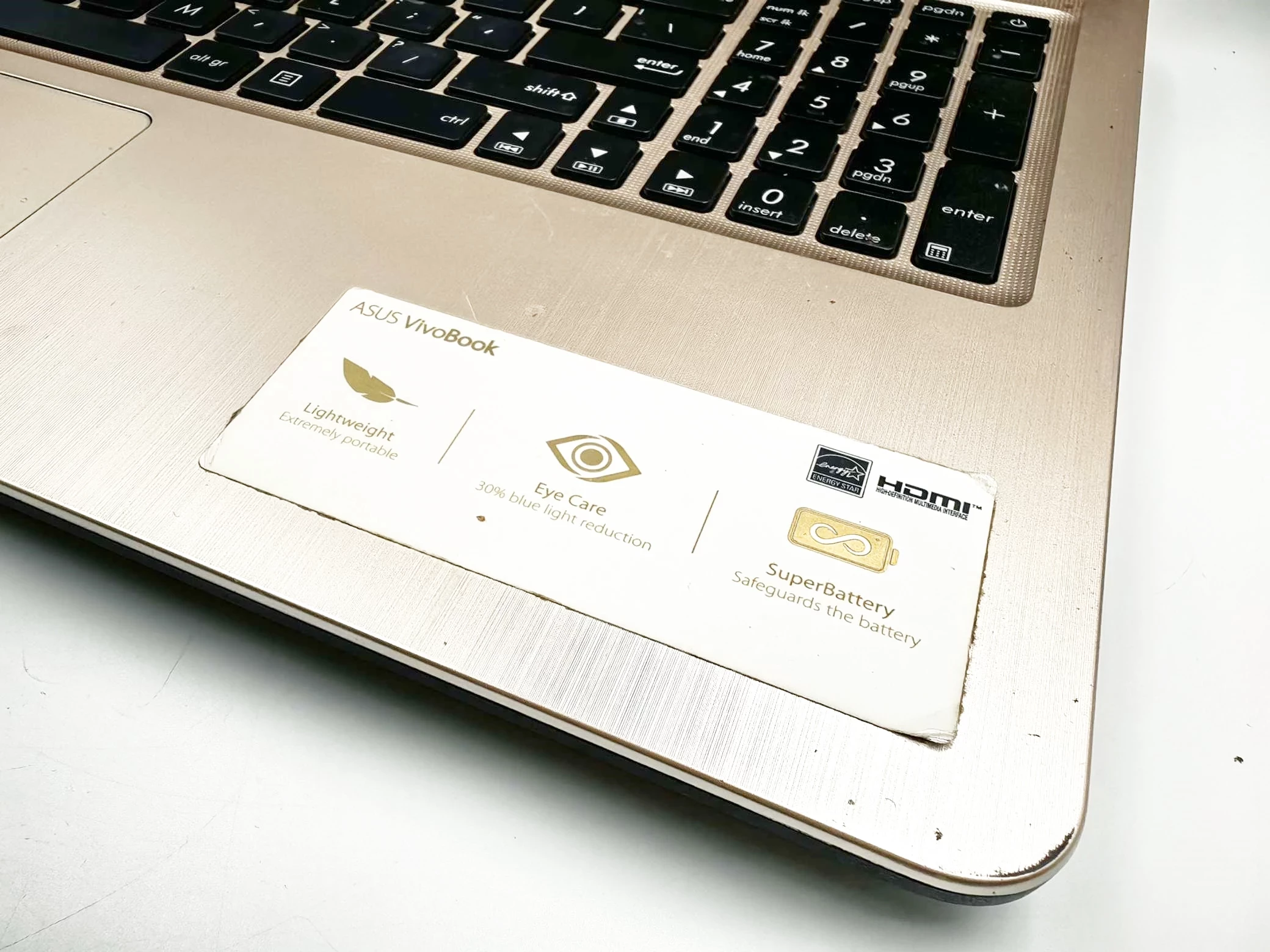 laptop-asus-r540-vivobook-4gb-ram-1tb-dysk-i3-6006u-stan-uzywany