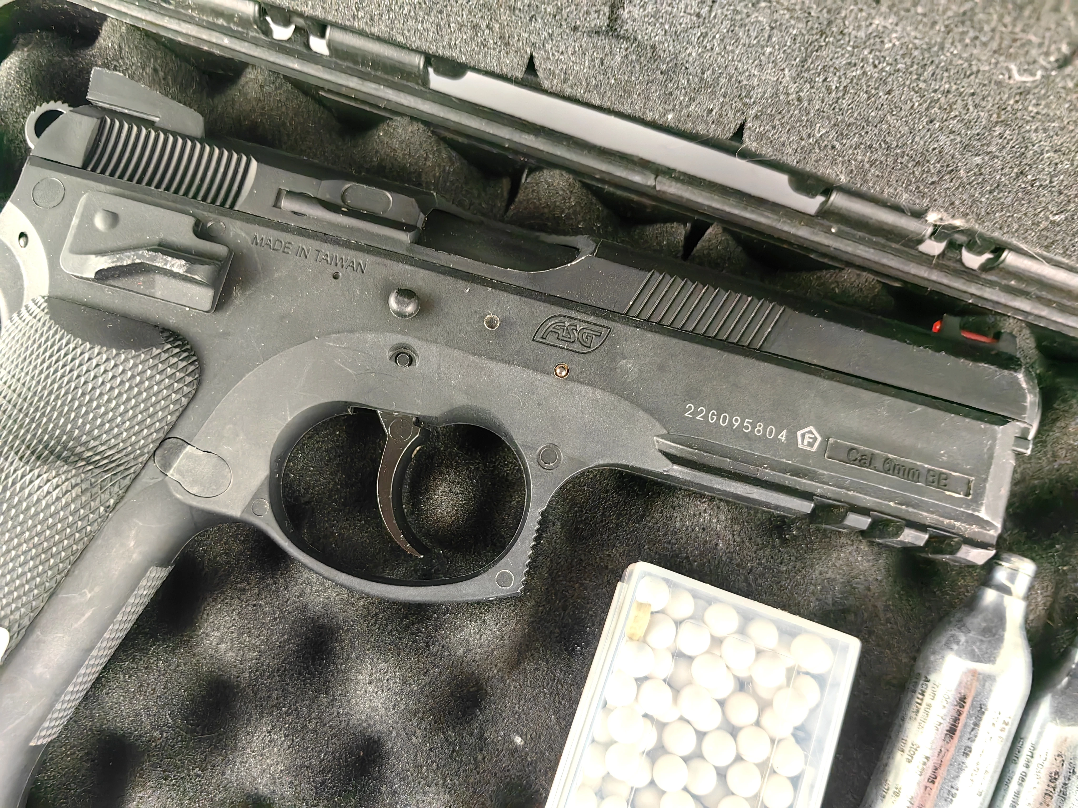 pistolet-asg-cz-sp-01-shadow-walizka-product-id-e5405db2-f5f4-425b-84b5-b46c2fa434a8