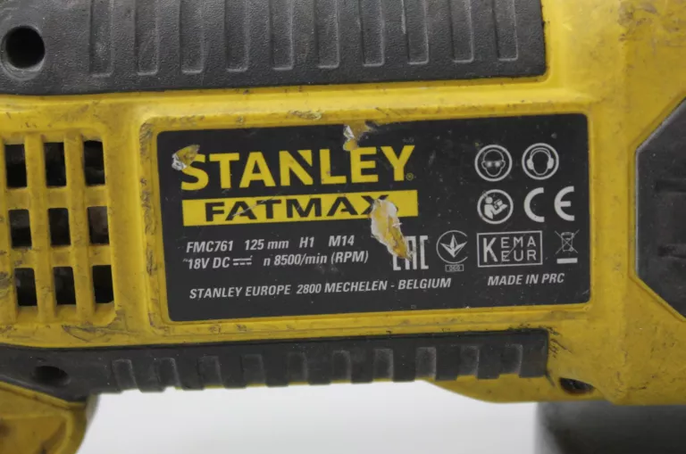 SZLIFIERKA KĄTOWA STANLEY FATMAX FMC761B